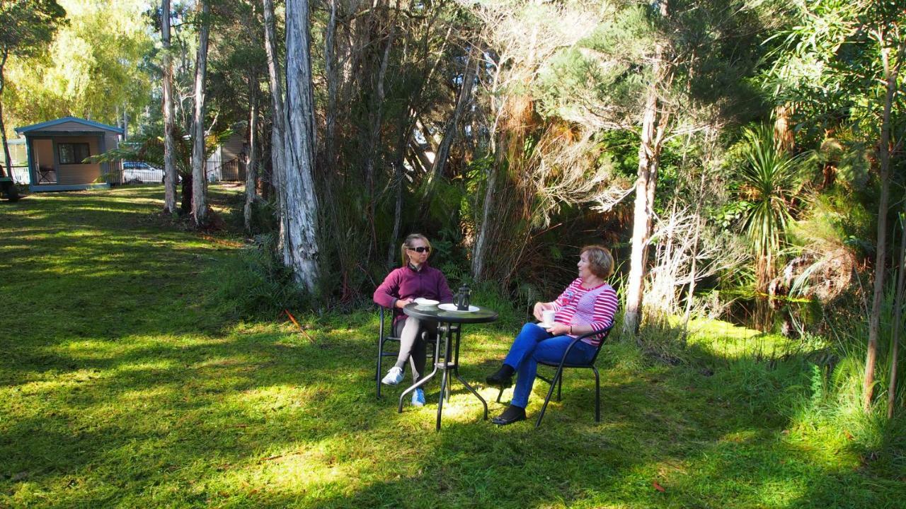Big4 Strahan Holiday Retreat Buitenkant foto